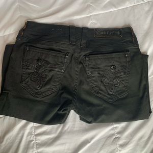Women’s Black Rock Revival Skinny Jeans